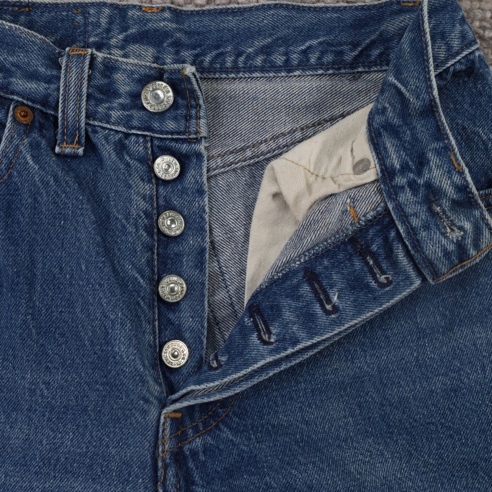 Levis 501 Straight Leg Jeans Womens 27 Medium Wash Blue Good Vintage High Rise